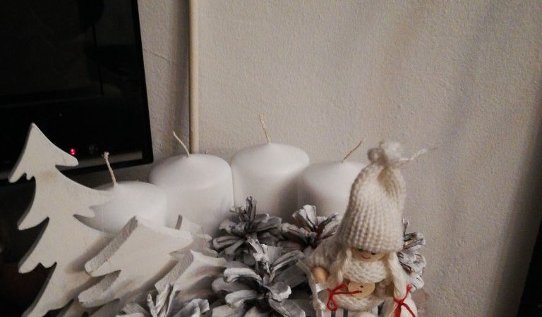 Retró tèli játèk.